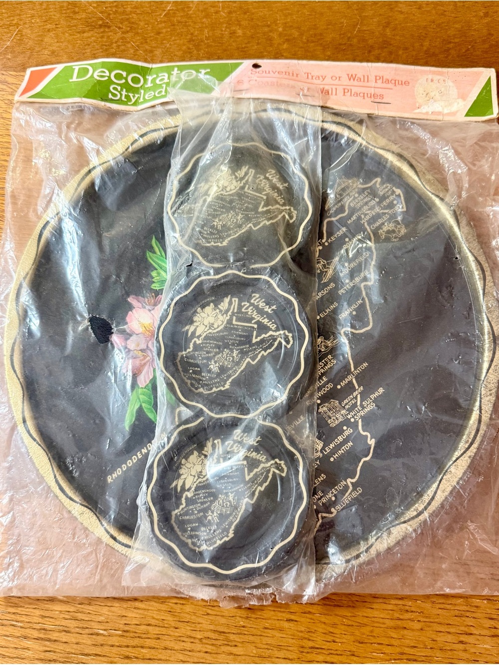 NIP Vintage West Virginia State Black Souvenir Tray and Coaster Set